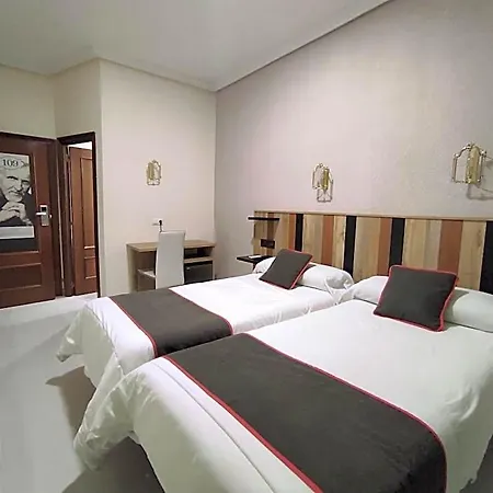 Hotel Emperatriz Ii 2*