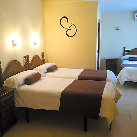 Hotel Emperatriz Ii 2*