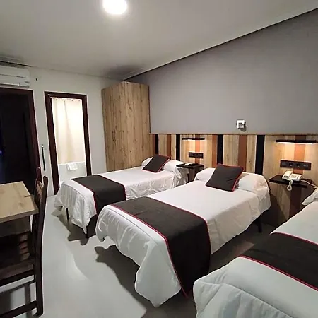 Hotel Emperatriz Ii