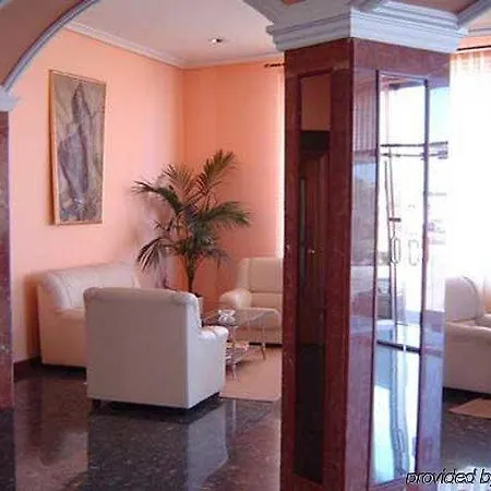 Hotel Emperatriz Ii 2*